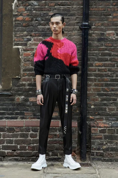 Look 17